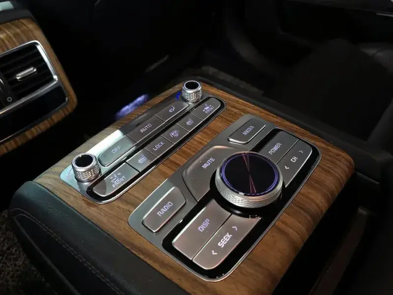 2021 Kia K9 с пробегом 94 663 км