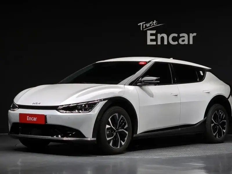 2022 Kia EV6 с пробегом 11 241 км