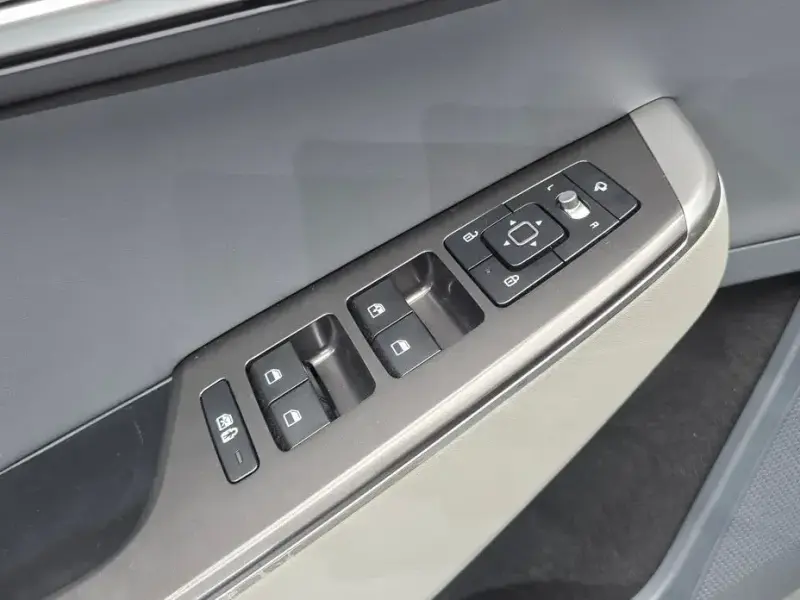 2022 Kia EV6 с пробегом 20 636 км