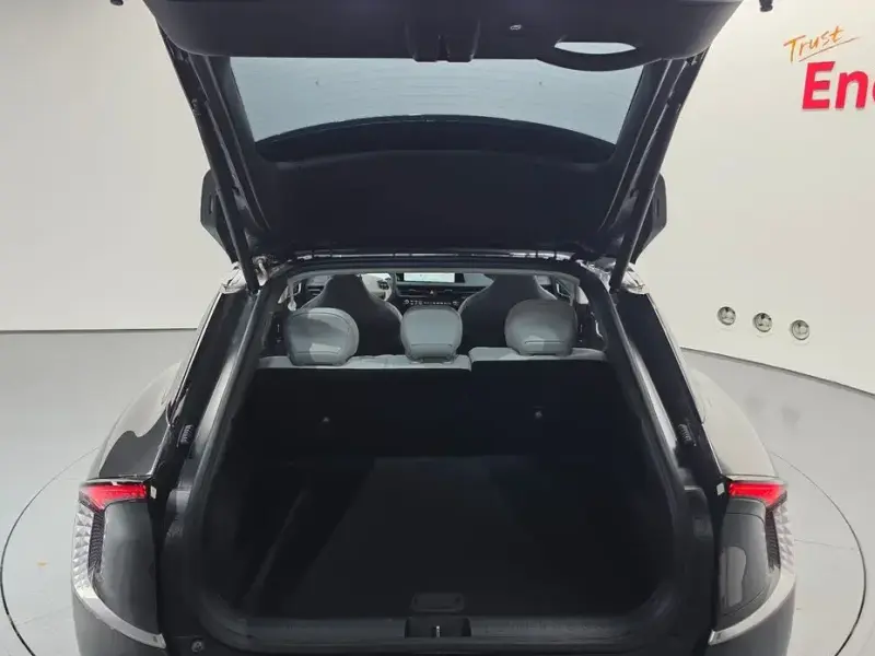 2022 Kia EV6 с пробегом 20 636 км