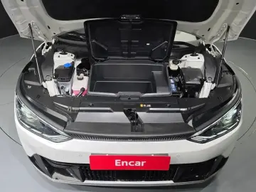 2024 Kia EV6 с пробегом 27 898 км