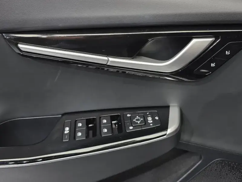 2024 Kia EV6 с пробегом 27 898 км