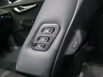 2024 Kia EV6 с пробегом 27 898 км