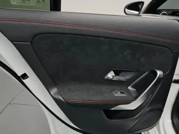2023 Mercedes-Benz CLA с пробегом 25 482 км