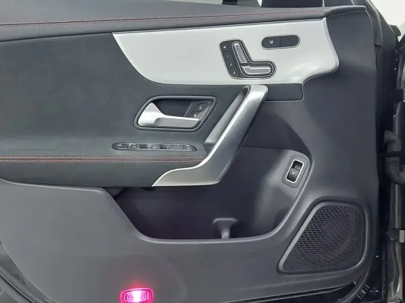2023 Mercedes-Benz CLA с пробегом 18 597 км