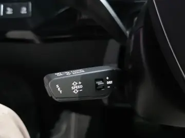 2020 Audi e-tron с пробегом 98 811 км