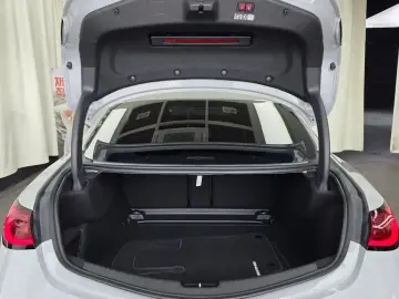 2025 Mercedes-Benz CLE с пробегом 12 497 км