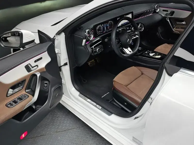 2025 Mercedes-Benz CLA с пробегом 8 168 км