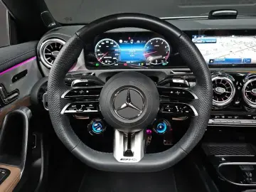 2025 Mercedes-Benz CLA с пробегом 8 168 км