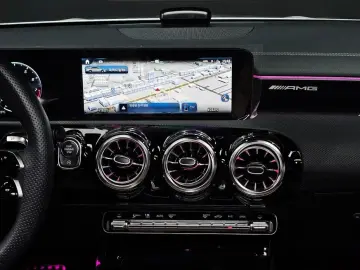 2025 Mercedes-Benz CLA с пробегом 8 168 км