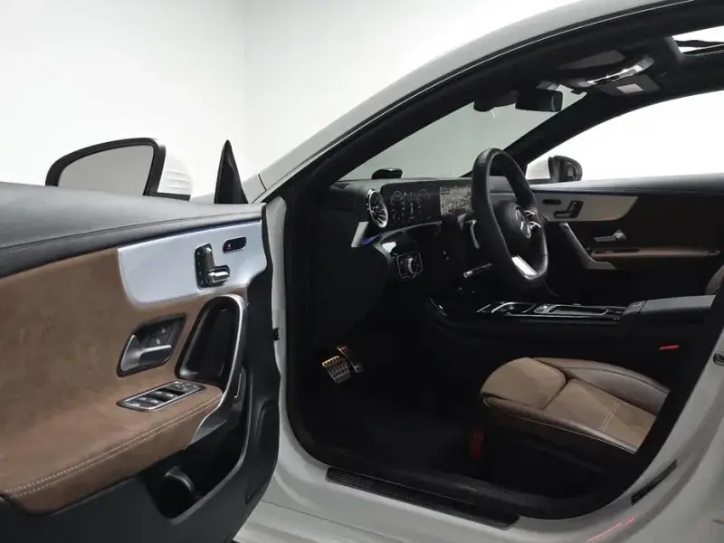 2024 Mercedes-Benz CLA с пробегом 21 802 км