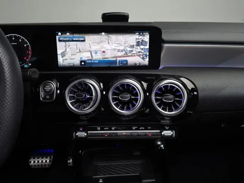 2024 Mercedes-Benz CLA с пробегом 21 802 км