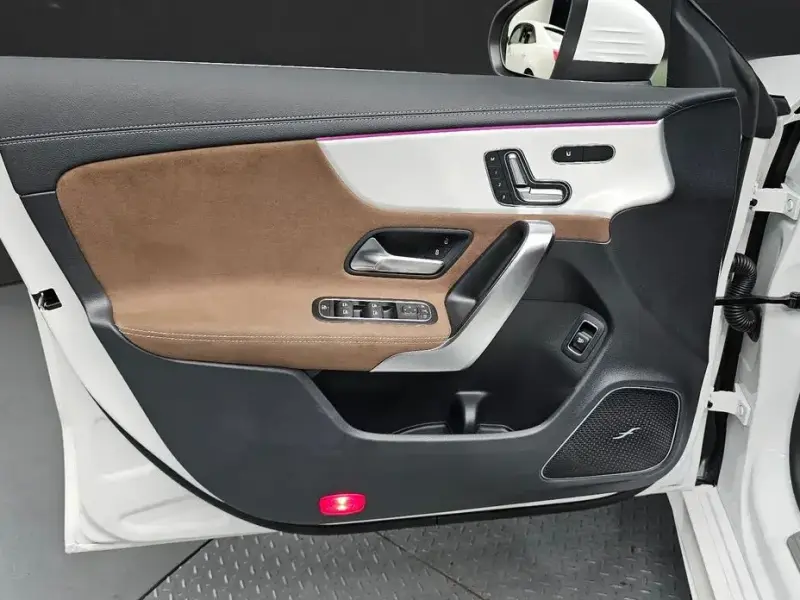 2025 Mercedes-Benz CLA с пробегом 8 168 км