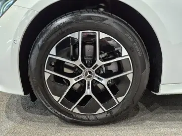 2026 Mercedes-Benz E-Класс с пробегом 4 365 км