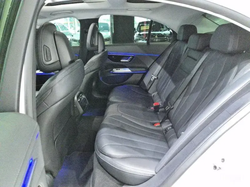 2026 Mercedes-Benz E-Класс с пробегом 4 365 км