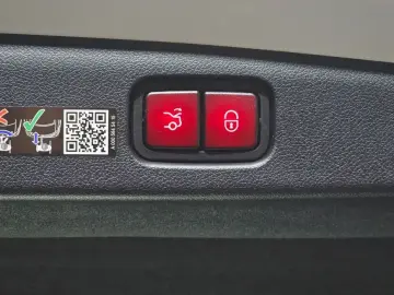 2025 Mercedes-Benz E-Класс с пробегом 5 569 км