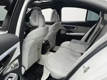 2025 Mercedes-Benz E-Класс с пробегом 5 569 км