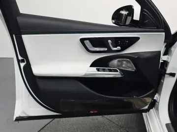 2025 Mercedes-Benz E-Класс с пробегом 5 569 км