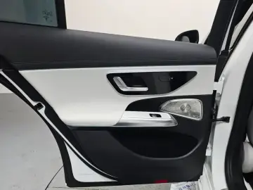 2025 Mercedes-Benz E-Класс с пробегом 5 569 км
