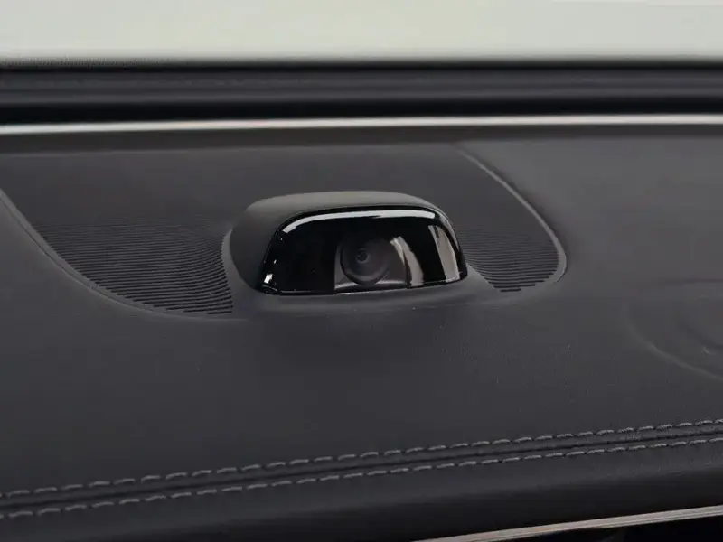 2025 Mercedes-Benz E-Класс с пробегом 5 569 км