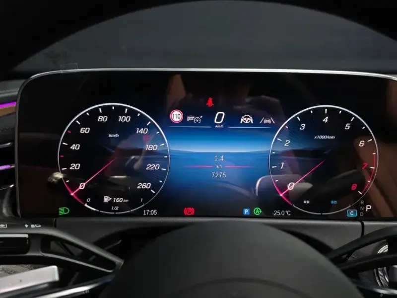 2025 Mercedes-Benz E-Класс с пробегом 7 275 км