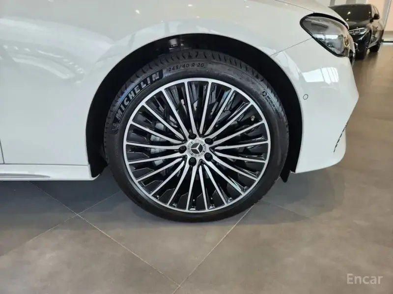 2025 Mercedes-Benz E-Класс с пробегом 7 303 км
