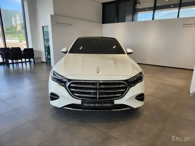 2025 Mercedes-Benz E-Класс с пробегом 7 303 км