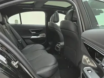 2025 Mercedes-Benz E-Класс с пробегом 10 360 км