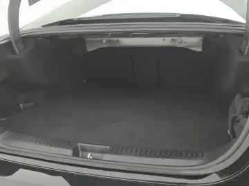 2025 Mercedes-Benz E-Класс с пробегом 10 360 км