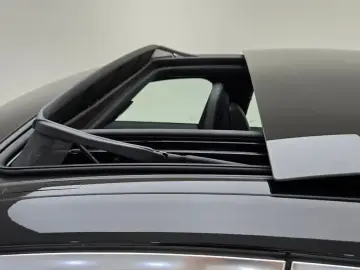 2025 Mercedes-Benz E-Класс с пробегом 10 360 км