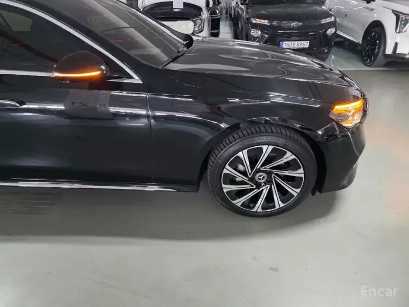 2024 Mercedes-Benz E-Класс с пробегом 24 000 км