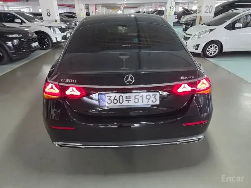 2024 Mercedes-Benz E-Класс с пробегом 24 000 км