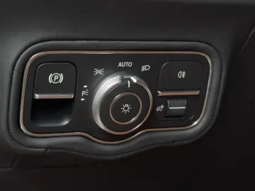 2025 Mercedes-Benz G-Класс с пробегом 12 149 км