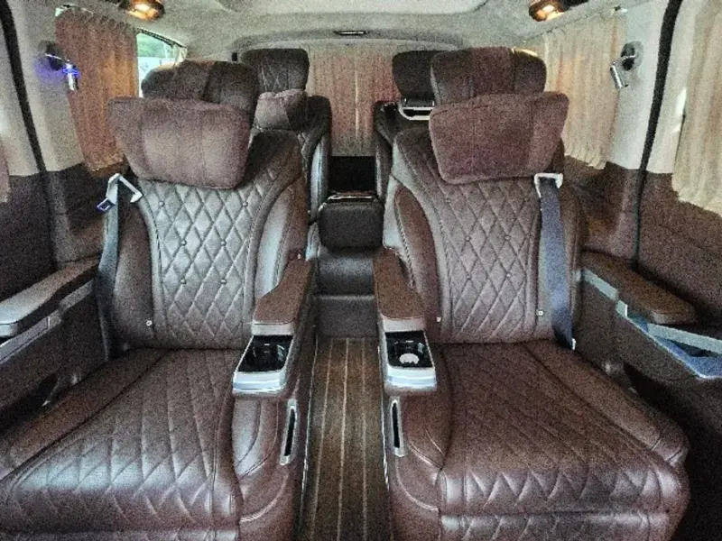 2023 Mercedes-Benz V-Класс с пробегом 3 200 км