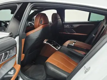 2024 BMW 8 серии с пробегом 22 126 км