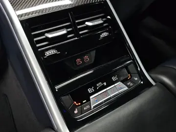 2025 BMW 8 серии с пробегом 18 523 км