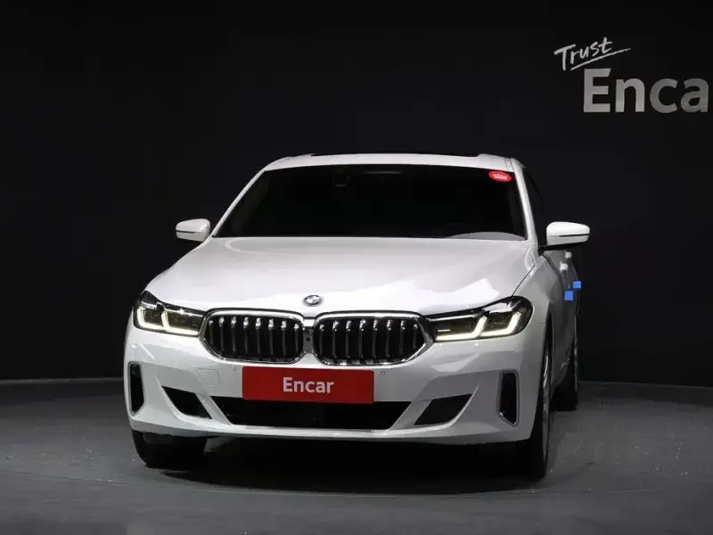 2021 BMW 6 серии с пробегом 28 042 км