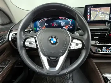2021 BMW 6 серии с пробегом 28 042 км