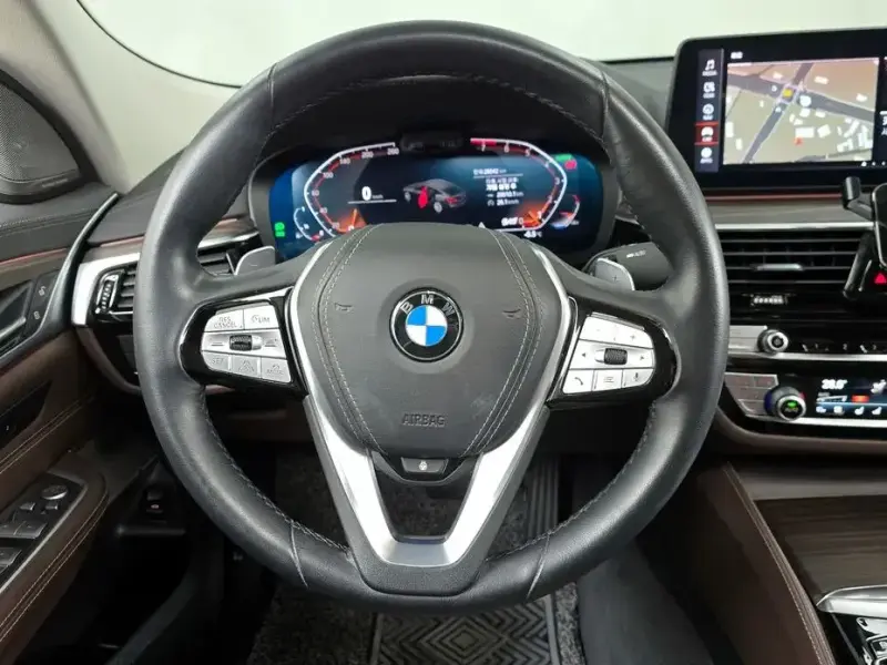 2021 BMW 6 серии с пробегом 28 042 км