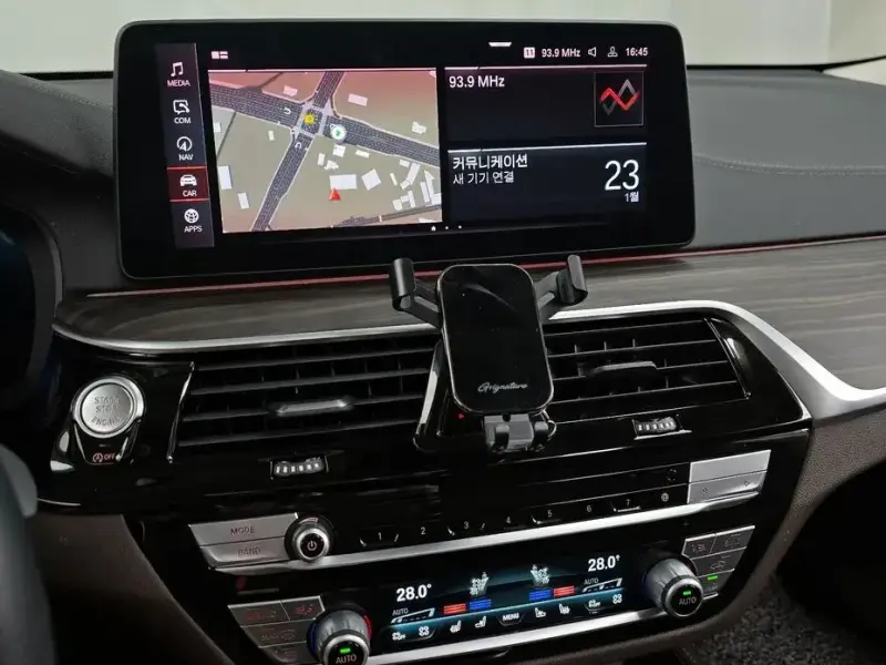 2021 BMW 6 серии с пробегом 28 042 км