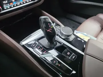 2024 BMW 6 серии с пробегом 49 672 км