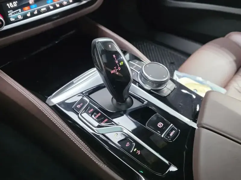 2024 BMW 6 серии с пробегом 49 672 км