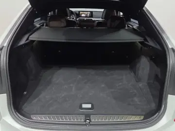 2024 BMW 6 серии с пробегом 49 672 км