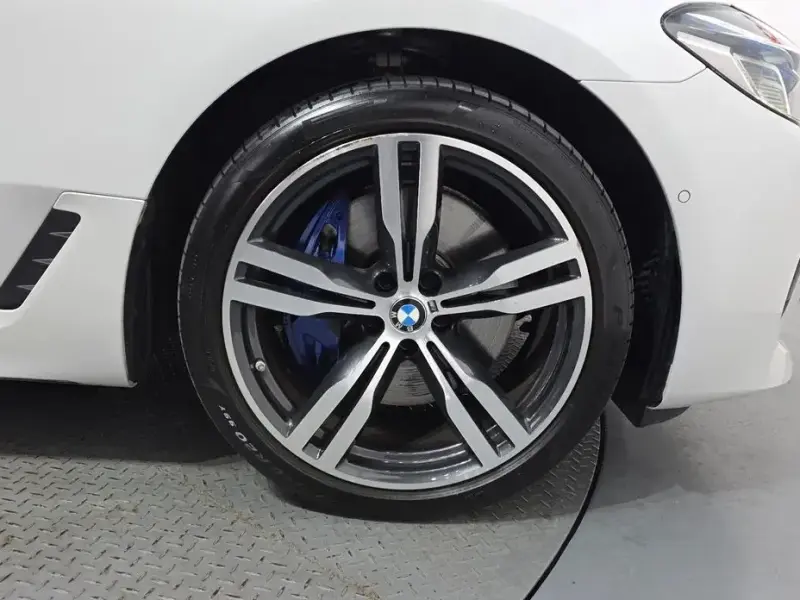 2024 BMW 6 серии с пробегом 49 672 км