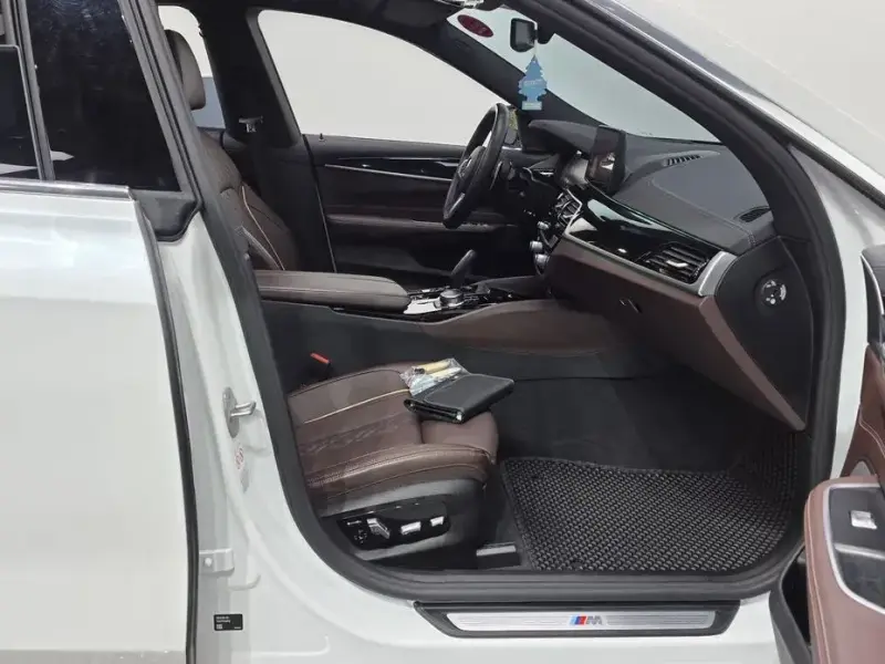 2024 BMW 6 серии с пробегом 49 672 км