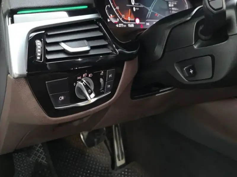 2024 BMW 6 серии с пробегом 49 672 км
