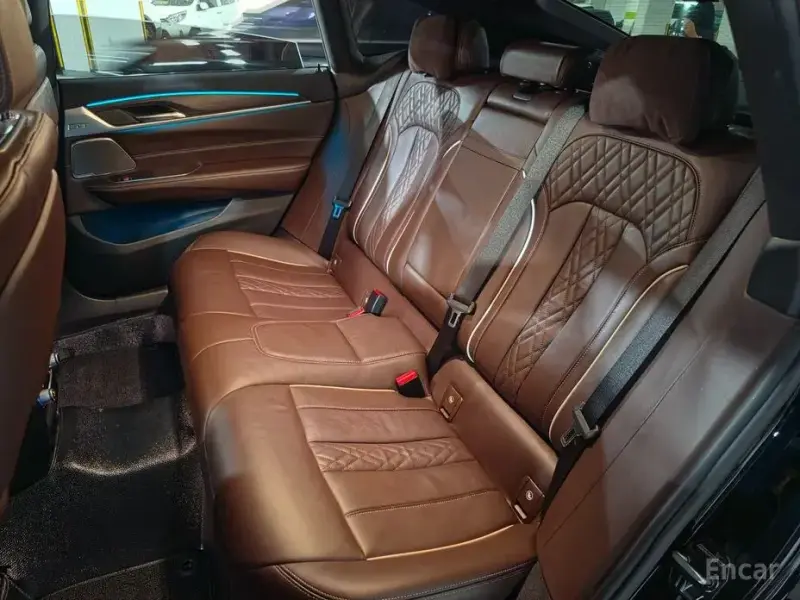 2021 BMW 6 серии с пробегом 40 309 км
