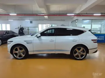 2023 Genesis GV80 с пробегом 41 068 км