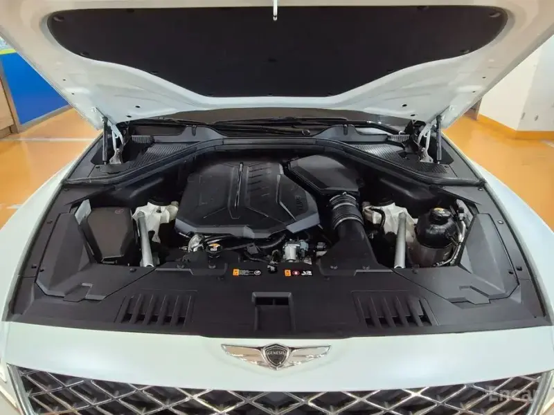2023 Genesis GV80 с пробегом 41 068 км