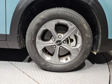 2024 Kia Seltos с пробегом 15 721 км